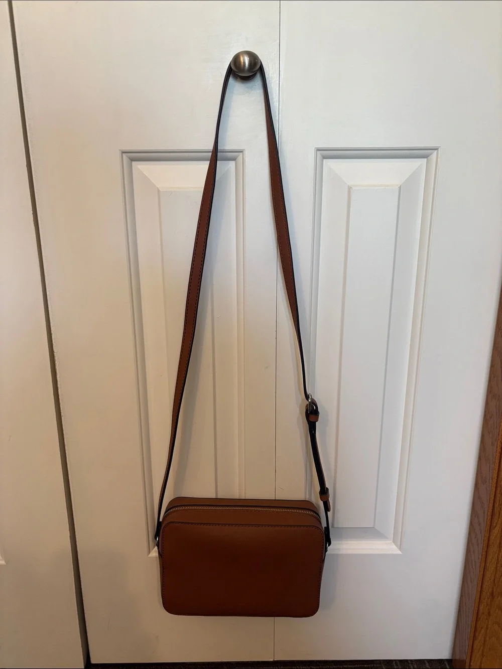 Guess Camel Brown Faux Leather Crossbody Camera Bag